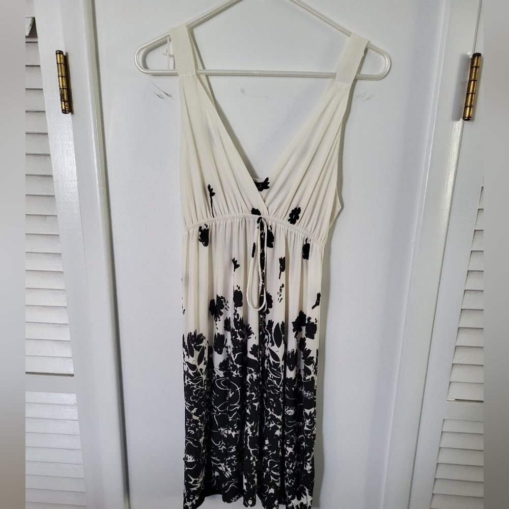Shoreline white & black dres with rhinestones, L/XL